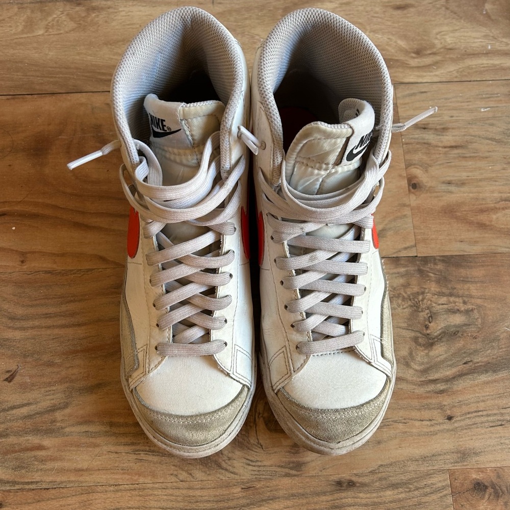 Nike Kids' Grade School Blazer Mid '77 Shoes